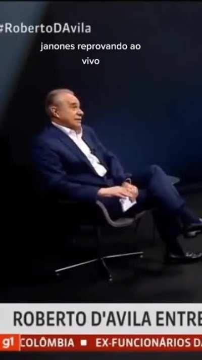 Quando o prof Girafales faz uma pergunta pro Chaves