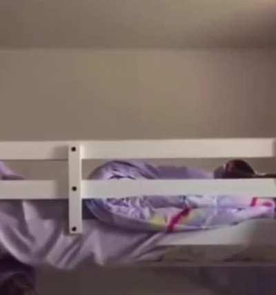 shordy mama was not playing😂😂