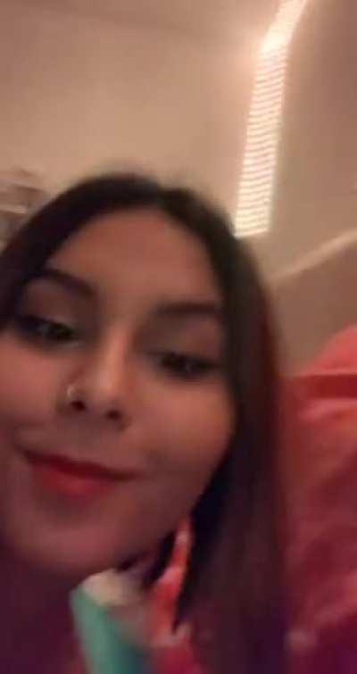 Let's so upstairs so we can fuck