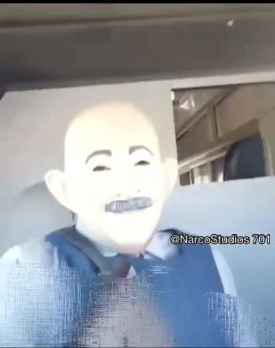 Imagine Some Narco Cartel guys in a ambulance 👀 this was in Mexico