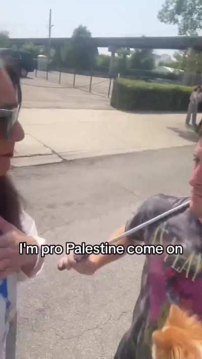 Nası ya ama bana amerikada hizbullah bayrağı açınca idam ediliyorsun demişlerdi