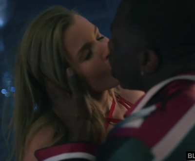 Mia Melano Blackedraw making out