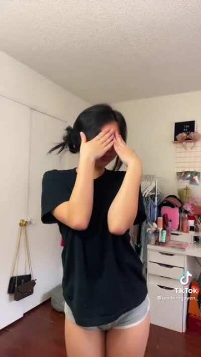 She's lookin real tasty