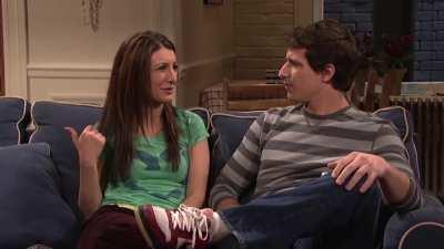 SNL Roomies Sketch. Lots of feet movement from Taylor 2:01-3:22