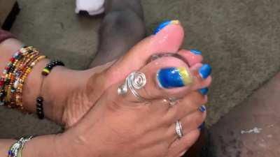 Cinnamon Spicyy’s long toes taking me down 💦