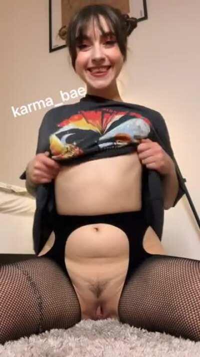 Good ol titty drop to make your day better🥰