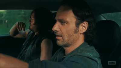 Stari me uvek blamira kad krenemo na Romaniju :(