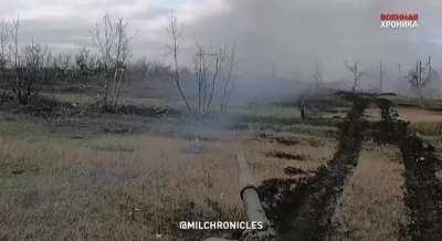 Full video of the tank battle of the 11th regiment of the NM DPR. Soldiers of the NM DPR break through the defense of the Ukrainian forces in the village of Pervomayskoye .November 2022
