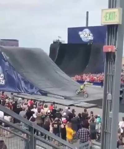 While I become a ragdoll