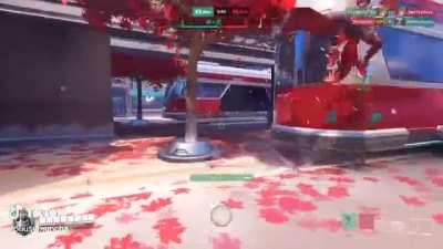 Equip this spray as ana 😭