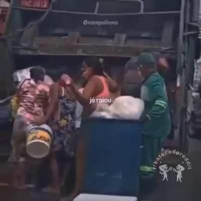 Ahh o capitalismo ❤️