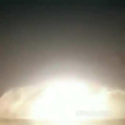 MiNhA first... VeZ aQuI mImImI, espero que gostem...