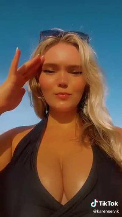 Anyone wanna talk about @KarenSelvik?