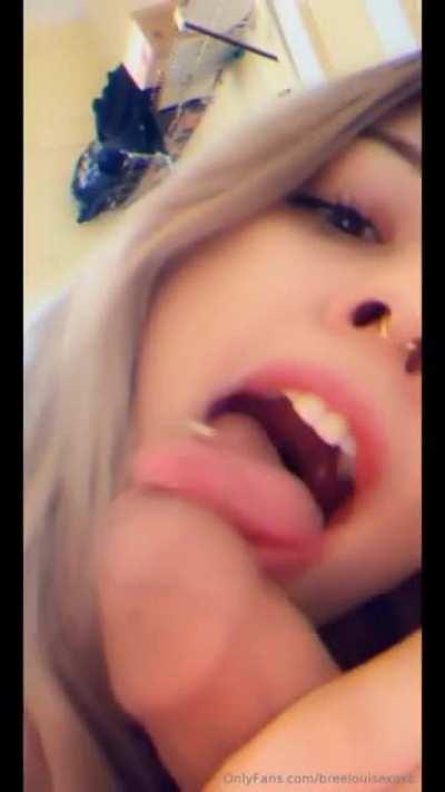 From TikTok to sucking cock in 3 weeks