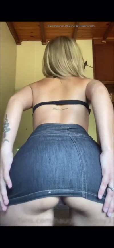 I love latinas, sonic 