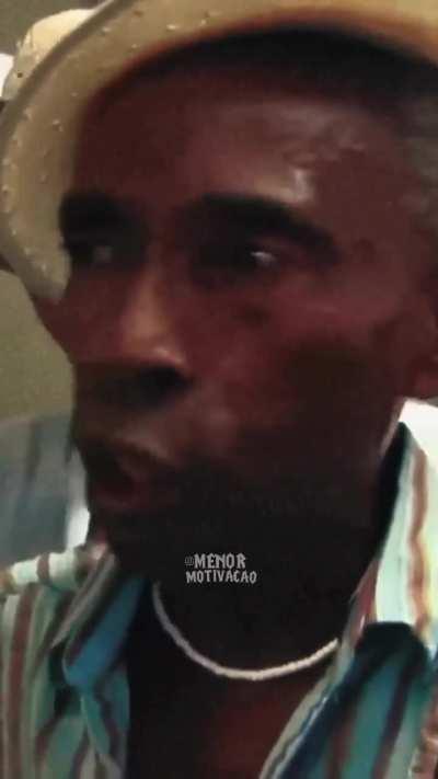 Achei legal a essa reflexão, quiz compartilhar com vocês, o @ é Menor Motivação.