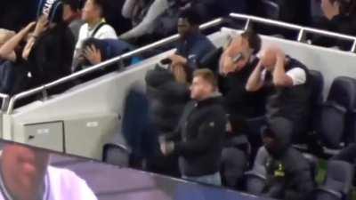 Kulusevski and Richarlison’s reactions during the Newcastle game: