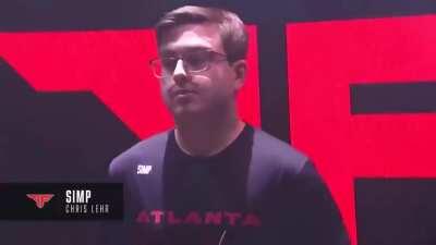 orson hace un mínimo comentario positivo sobre mujeres ////el chat: