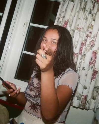 Tahla. [Nishika N8000 - Portra 800]