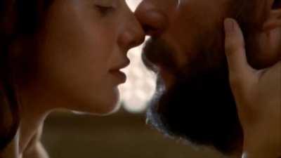 [Bush] [Ass] Beatriz Rico in 