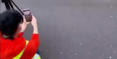 This totally seems safe