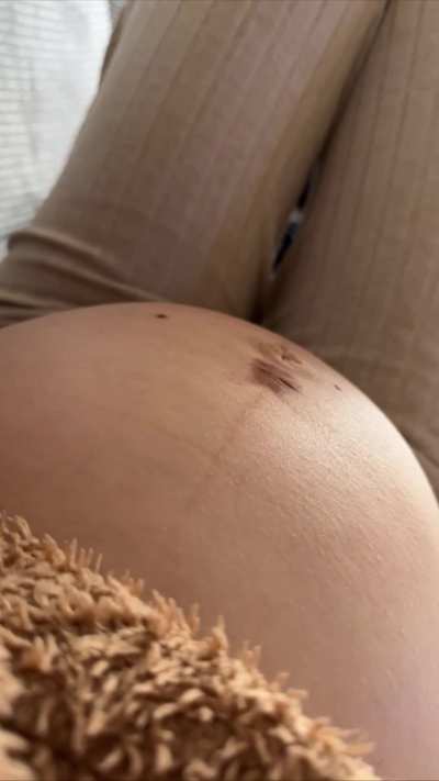 let's take our time and appreciate my preggo bump before doing anything freaky 