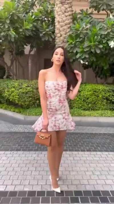 She looks at you like - put your hands in your pants already 💦😉