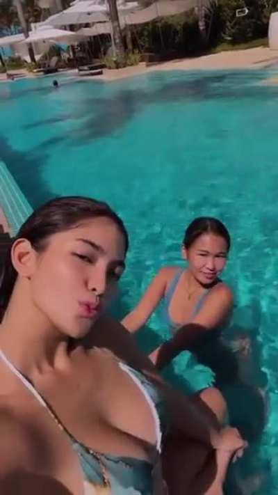 Heaven indeed 🤤💦