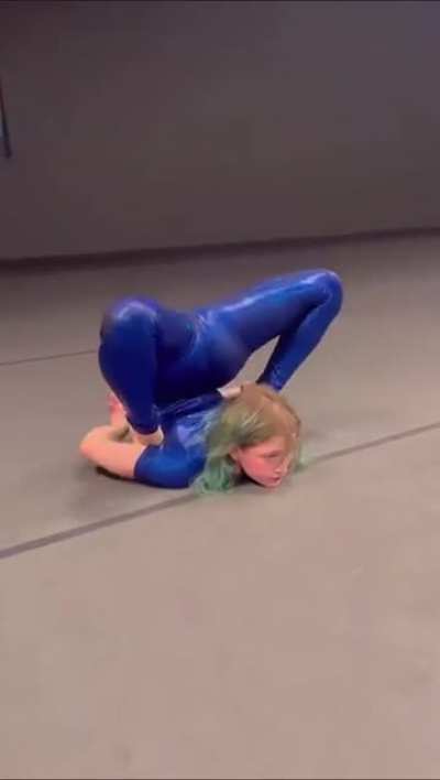 Broke my spine just watching this