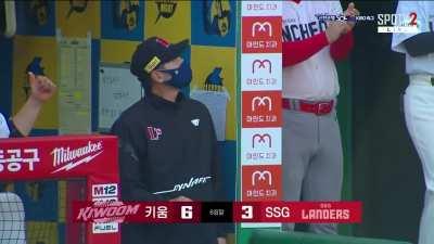 [Highlight] [KBO] SSG Landers Choo Shin-soo hits his 10th homer of the season