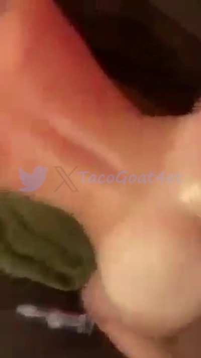 Need my ass spanked and worshipped
