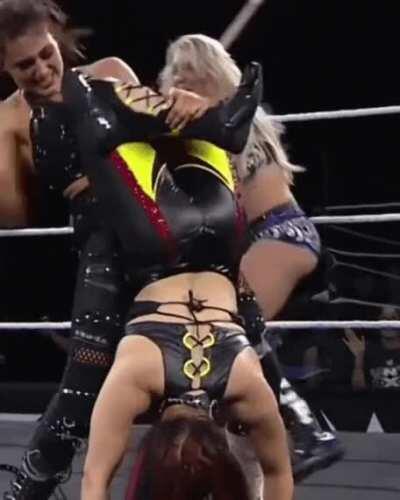 Rhea smacking Io's ass 🍑