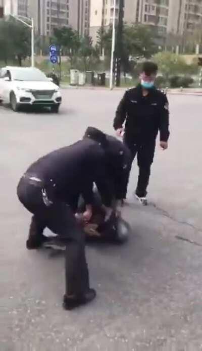 背后的原因很暖心