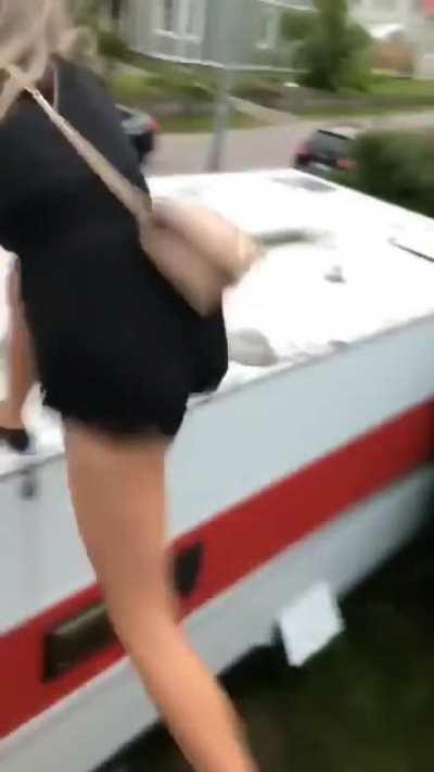 WCGW trying to jump from the house's roof to the caravan