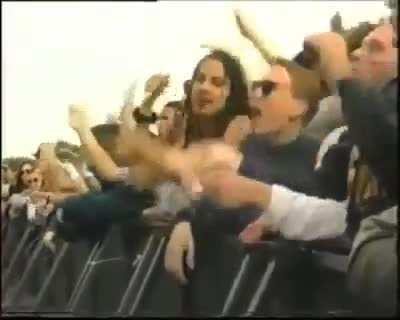 Old skool rave footage from Fantazia '92 in Donnington, UK