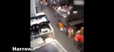 Rifty (RCG/156) shooting at Breezo (RL)