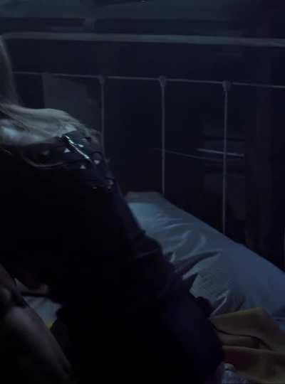 [Lili Simmons] Huge Tits Cute Ass