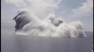3.9 earthquake caused by this Navy explosion 100 miles off the Florida coast