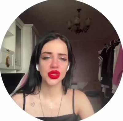 Why you shouldnt own a pet monkey