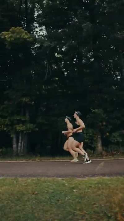 Sydney Smith and Brooklyn Lander 