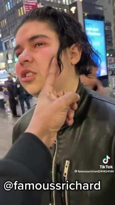 Yo i can’t stop laughing 🤣😭😭