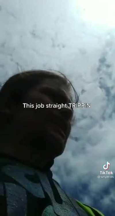 For those who couldn’t see the link! Here is the saved video! ❤️