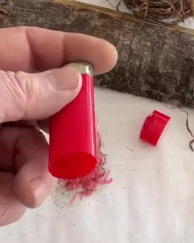 How to make a fire with an empty lighter