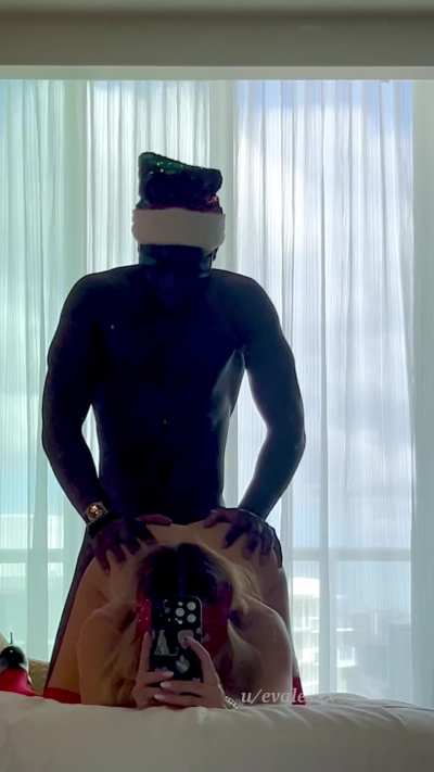 She said she had a Christmas surprise for you… then this video hit your phone. What breaks you first?