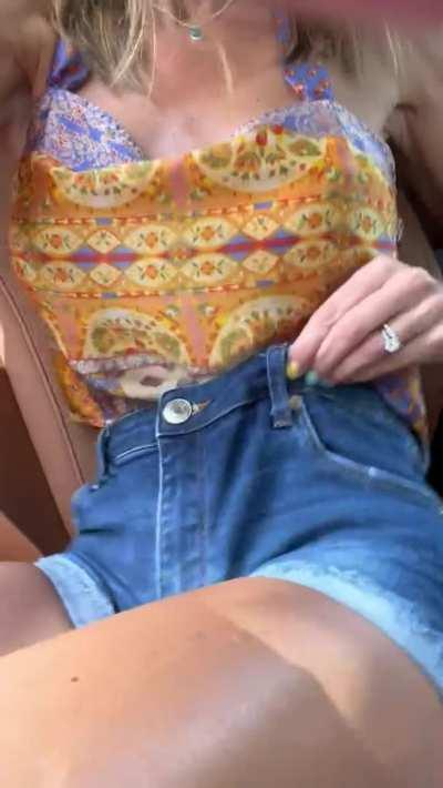 Morning perks…..46f