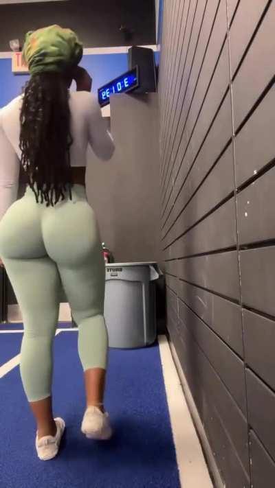 Neshomeleh (@neshomeleh)