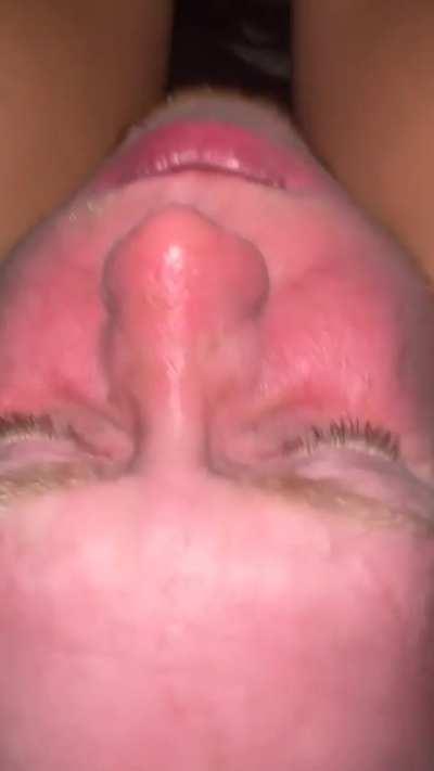 Damn! I love how she a little aggressive😍 does anyone know who this is?