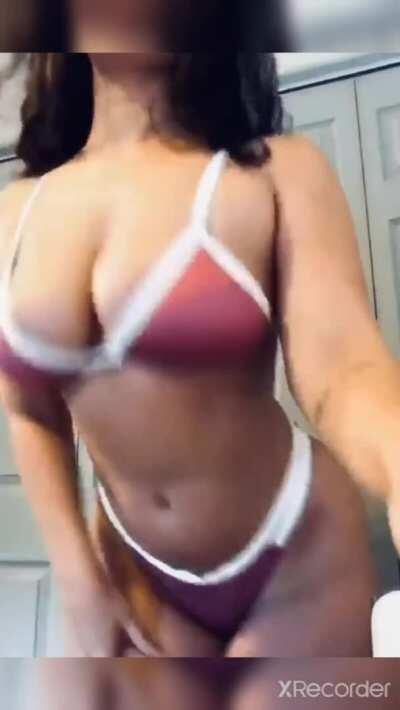 Get 2GB Contents of This Baddie in Comment⬇️⬇️