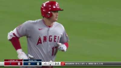 [Highlight] Ohtani hits home run #44!