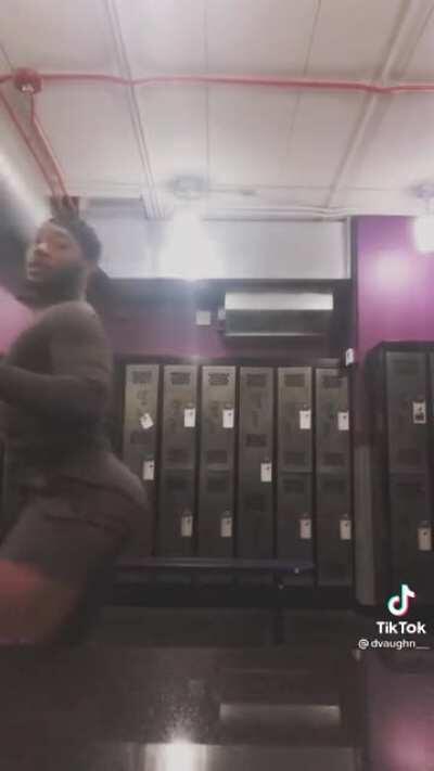 It’s lil Rodney 😩😩😩